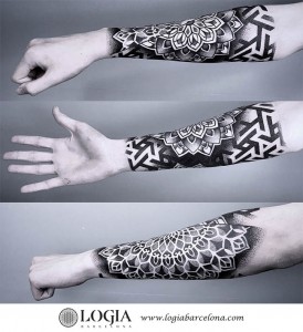 tatuaje-antebrazo-mandala-Logia-Barcelona-Dasly3 